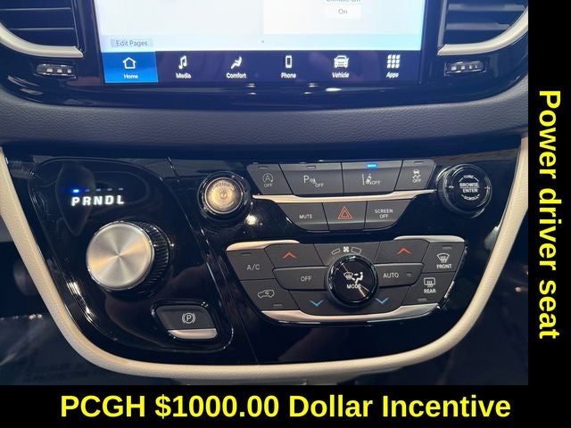 2024 Chrysler Pacifica Touring L 3.6 Liter V6 7 Passenger 3rd row Seating