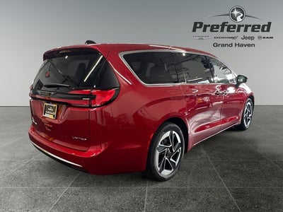 2027 Chrysler Pacifica PACIFICA LIMITED