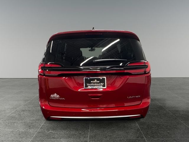 2027 Chrysler Pacifica PACIFICA LIMITED