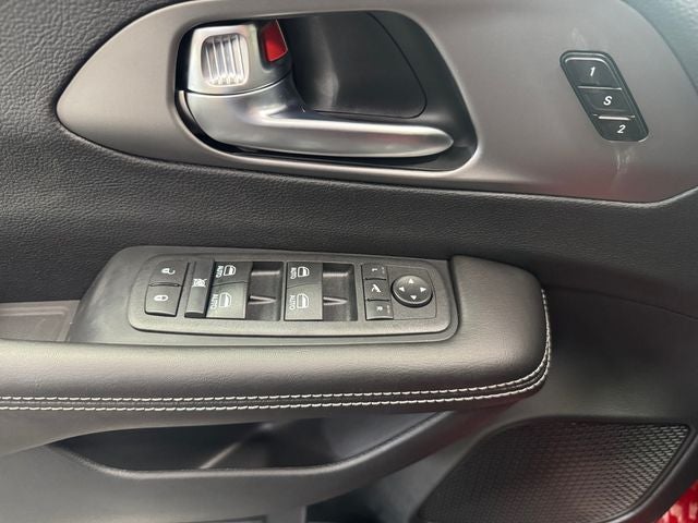 2027 Chrysler Pacifica PACIFICA LIMITED
