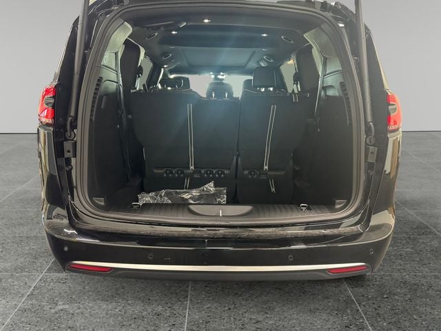 2027 Chrysler Pacifica PACIFICA LIMITED
