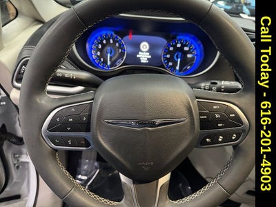 2024 Chrysler Pacifica Touring L AWD