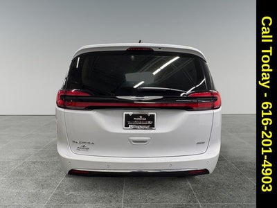 2024 Chrysler Pacifica Touring L AWD