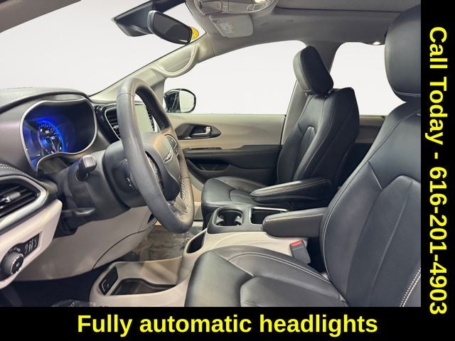 2024 Chrysler Pacifica Touring L AWD