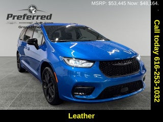 2026 Chrysler Pacifica PACIFICA SELECT AWD