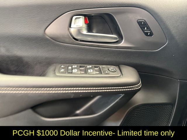 2026 Chrysler Pacifica PACIFICA SELECT AWD