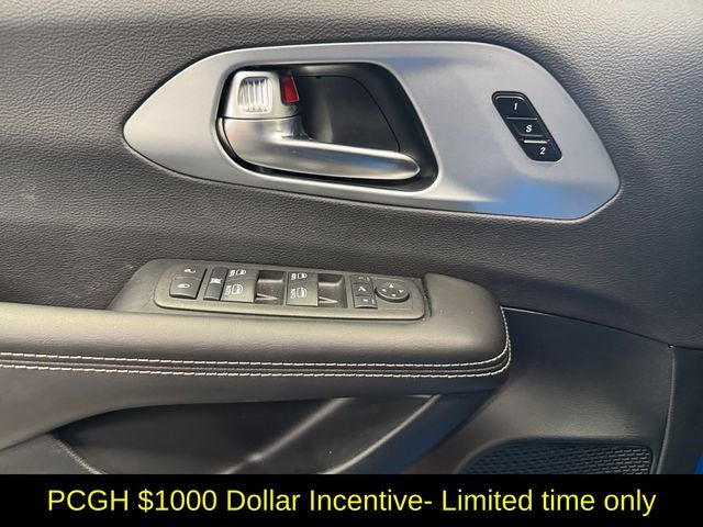 2026 Chrysler Pacifica PACIFICA LIMITED AWD