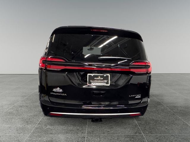 2027 Chrysler Pacifica PACIFICA LIMITED AWD