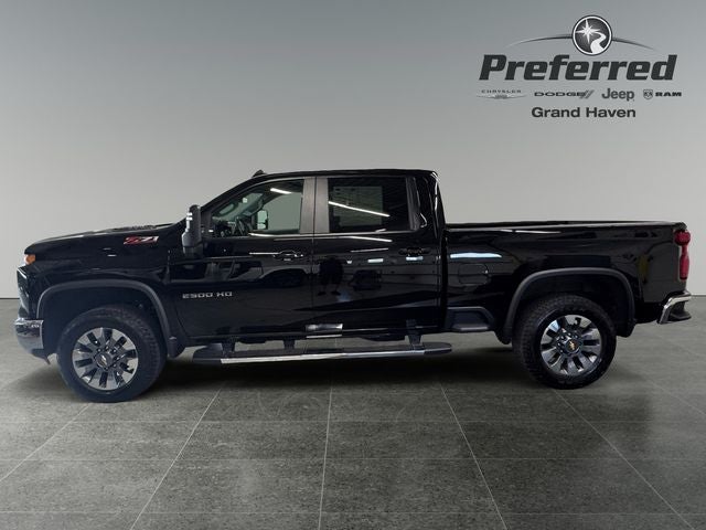 2025 Chevrolet Silverado 2500HD 4WD Crew Cab Standard Bed LT