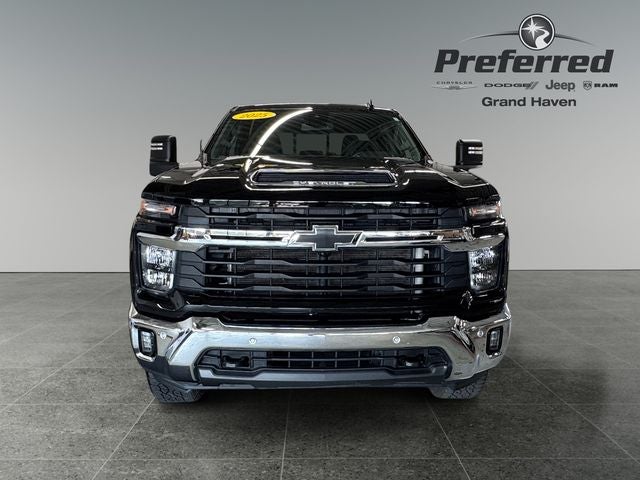 2025 Chevrolet Silverado 2500HD 4WD Crew Cab Standard Bed LT