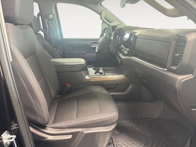 2025 Chevrolet Silverado 2500HD 4WD Crew Cab Standard Bed LT