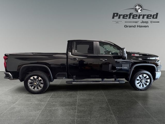 2025 Chevrolet Silverado 2500HD 4WD Crew Cab Standard Bed LT