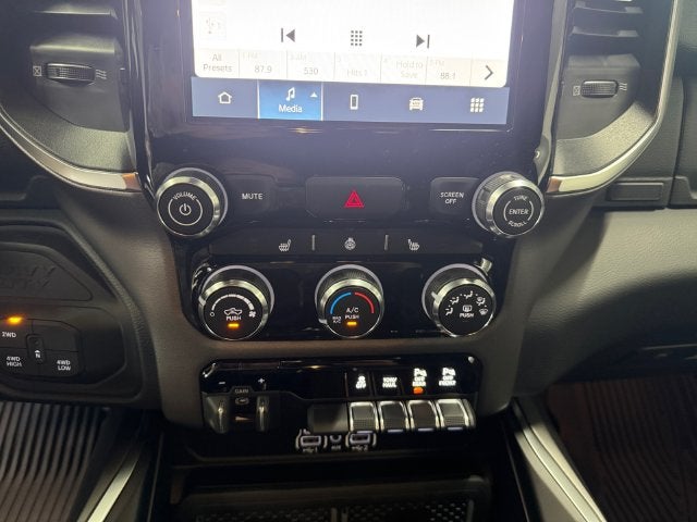 2027 RAM Ram 2500 RAM 2500 BIG HORN CREW CAB 4X4 6'4' BOX