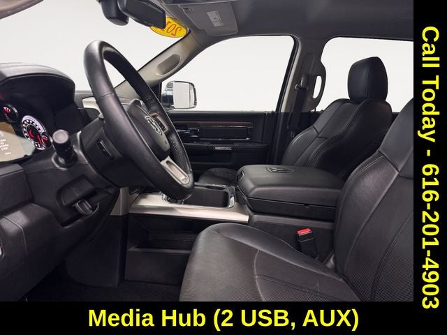 2018 RAM 2500 Laramie Crew Cab 4x4 6'4' Box