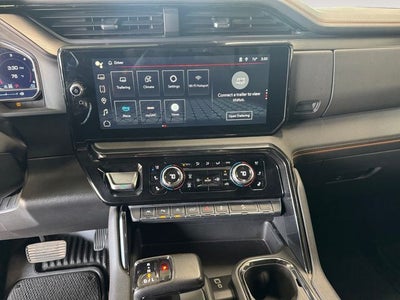 2024 GMC Sierra 1500 4WD Crew Cab Short Box AT4