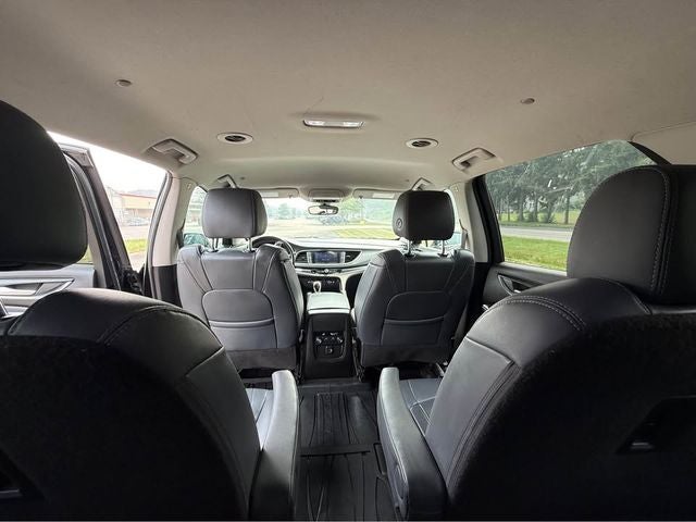 2021 Buick Enclave Essence 3.6 Liter V6 AWD 3rd Row Seating