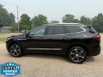 2021 Buick Enclave Essence 3.6 Liter V6 AWD 3rd Row Seating