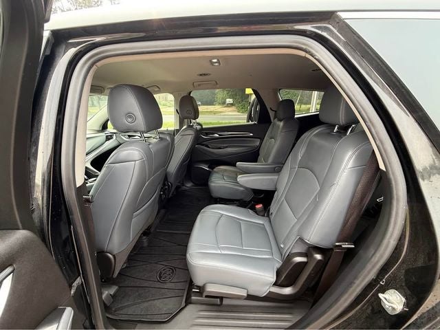 2021 Buick Enclave Essence 3.6 Liter V6 AWD 3rd Row Seating