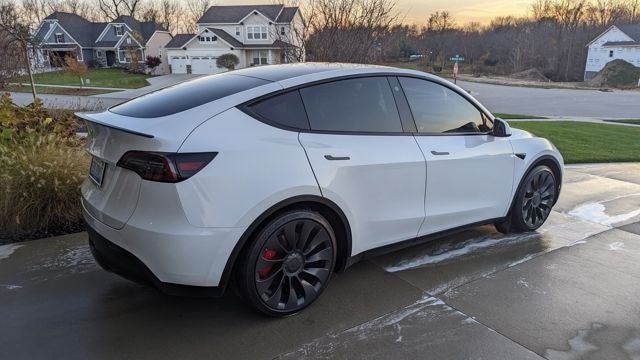 2022 Tesla Model Y Performance Electric Motor AWD