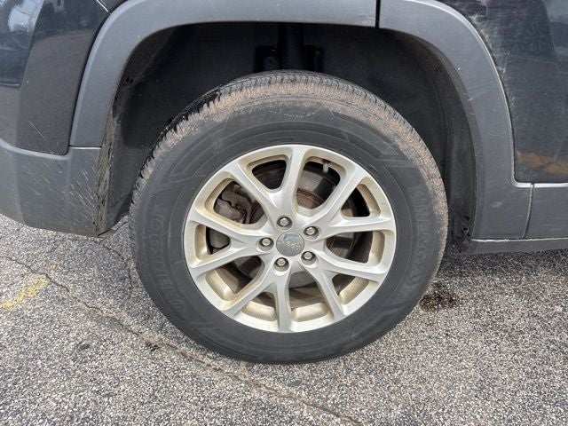 2017 Jeep Cherokee Sport