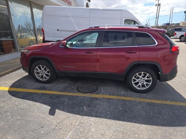 2017 Jeep Cherokee Latitude 2.4 Liter 4WD