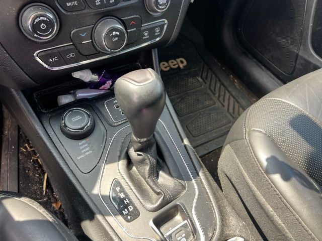 2021 Jeep Cherokee Latitude Lux 4x4