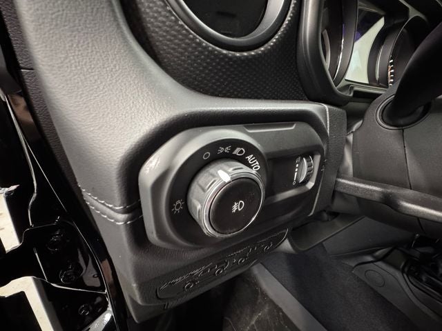 2027 Jeep Wrangler WRANGLER 4-DOOR RUBICON