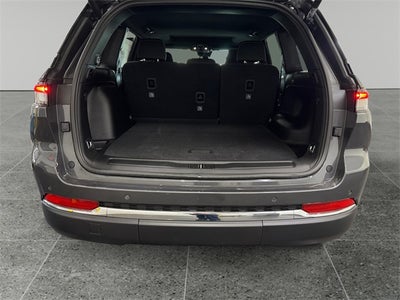 2025 Jeep Grand Cherokee Laredo X 4x4