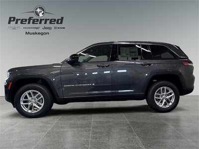 2025 Jeep Grand Cherokee Laredo X 4x4