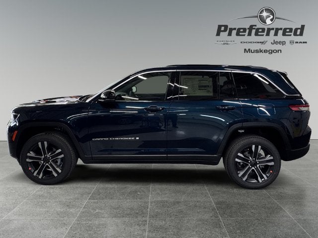 2027 Jeep Grand Cherokee GRAND CHEROKEE LIMITED 4X4