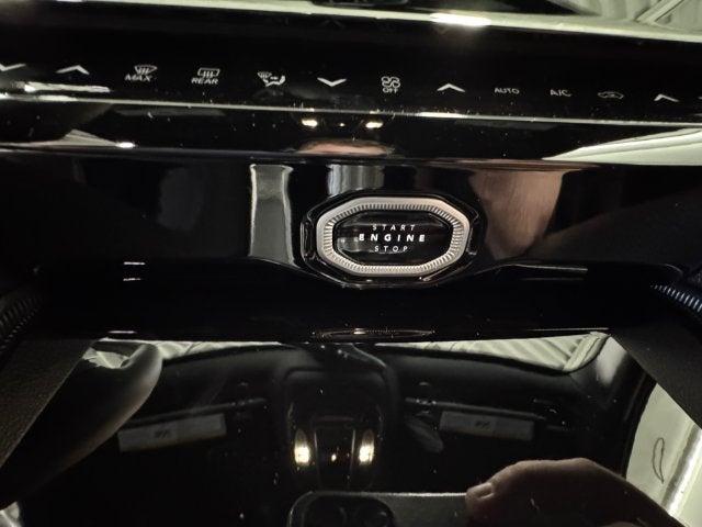 2027 Jeep Grand Cherokee GRAND CHEROKEE LIMITED RESERVE 4X4