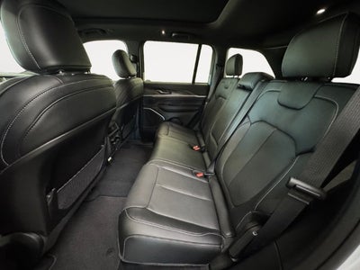 2027 Jeep Grand Cherokee GRAND CHEROKEE LIMITED RESERVE 4X4