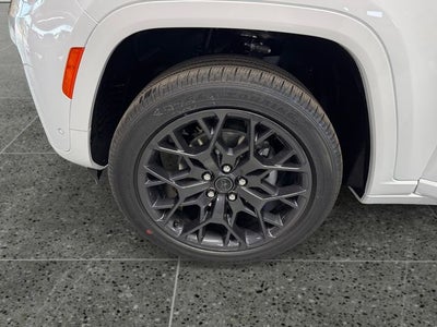 2027 Jeep Grand Cherokee GRAND CHEROKEE SUMMIT 4X4