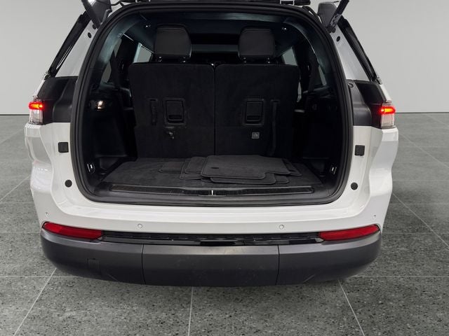 2022 Jeep Grand Cherokee L Altitude 4x4