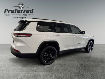 2022 Jeep Grand Cherokee L Altitude 4x4