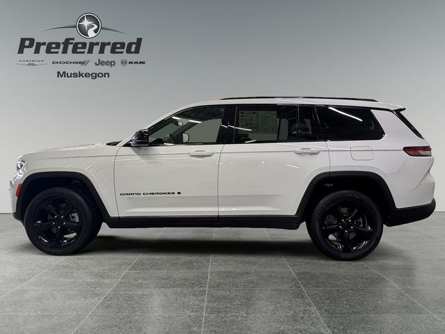 2022 Jeep Grand Cherokee L Altitude 4x4
