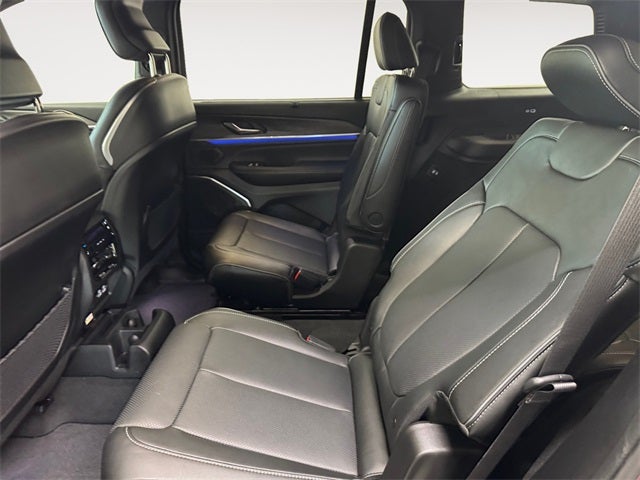 2025 Jeep Grand Cherokee GRAND CHEROKEE L OVERLAND 4X4