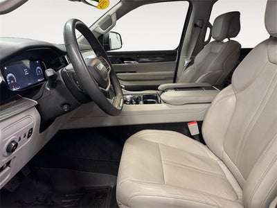 2022 Jeep Wagoneer Series III 4x4