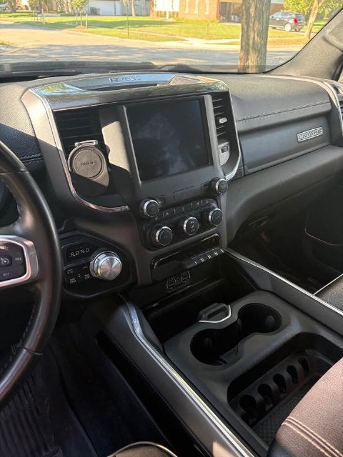 2022 RAM 1500 Base