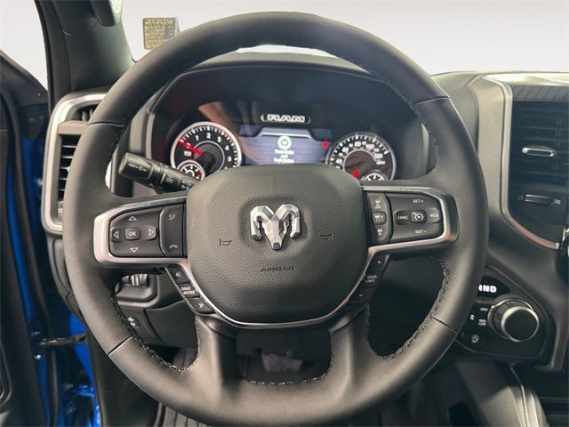 2025 RAM Ram 1500 RAM 1500 BIG HORN CREW CAB 4X4 5'7' BOX