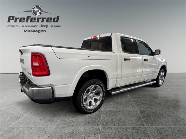 2025 RAM Ram 1500 RAM 1500 LONE STAR CREW CAB 4X4 5'7' BOX