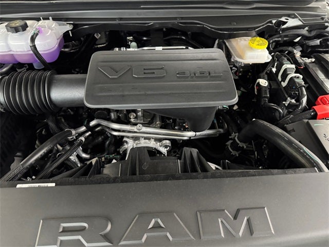 2025 RAM Ram 1500 RAM 1500 LONE STAR CREW CAB 4X4 5'7' BOX