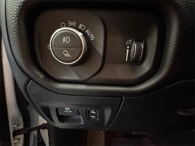 2025 RAM Ram 1500 RAM 1500 BIG HORN CREW CAB 4X4 5'7' BOX