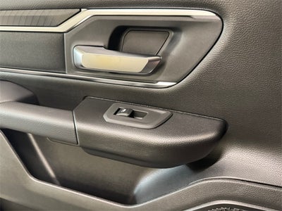 2025 RAM Ram 1500 RAM 1500 LONE STAR CREW CAB 4X4 5'7' BOX