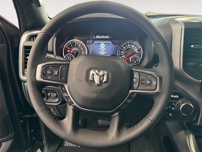 2025 RAM Ram 1500 RAM 1500 LONE STAR CREW CAB 4X4 5'7' BOX