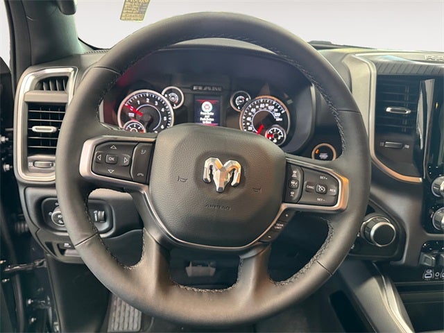 2025 RAM Ram 1500 RAM 1500 BIG HORN CREW CAB 4X4 5'7' BOX