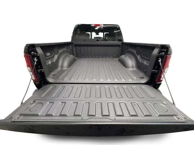 2020 RAM 1500 Big Horn Crew Cab 4x4 5'7' Box