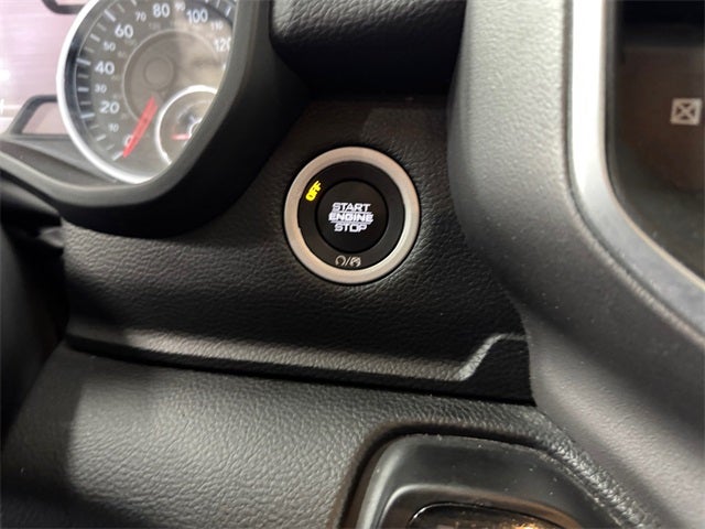 2022 RAM 1500 Big Horn Crew Cab 4x4 5'7' Box