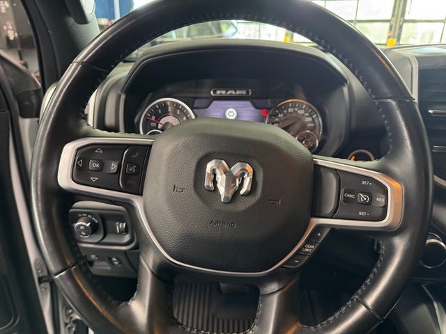 2022 RAM 1500 Big Horn Crew Cab 4x4 5'7' Box