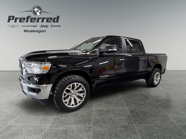 2020 RAM 1500 Big Horn Crew Cab 4x4 5'7' Box